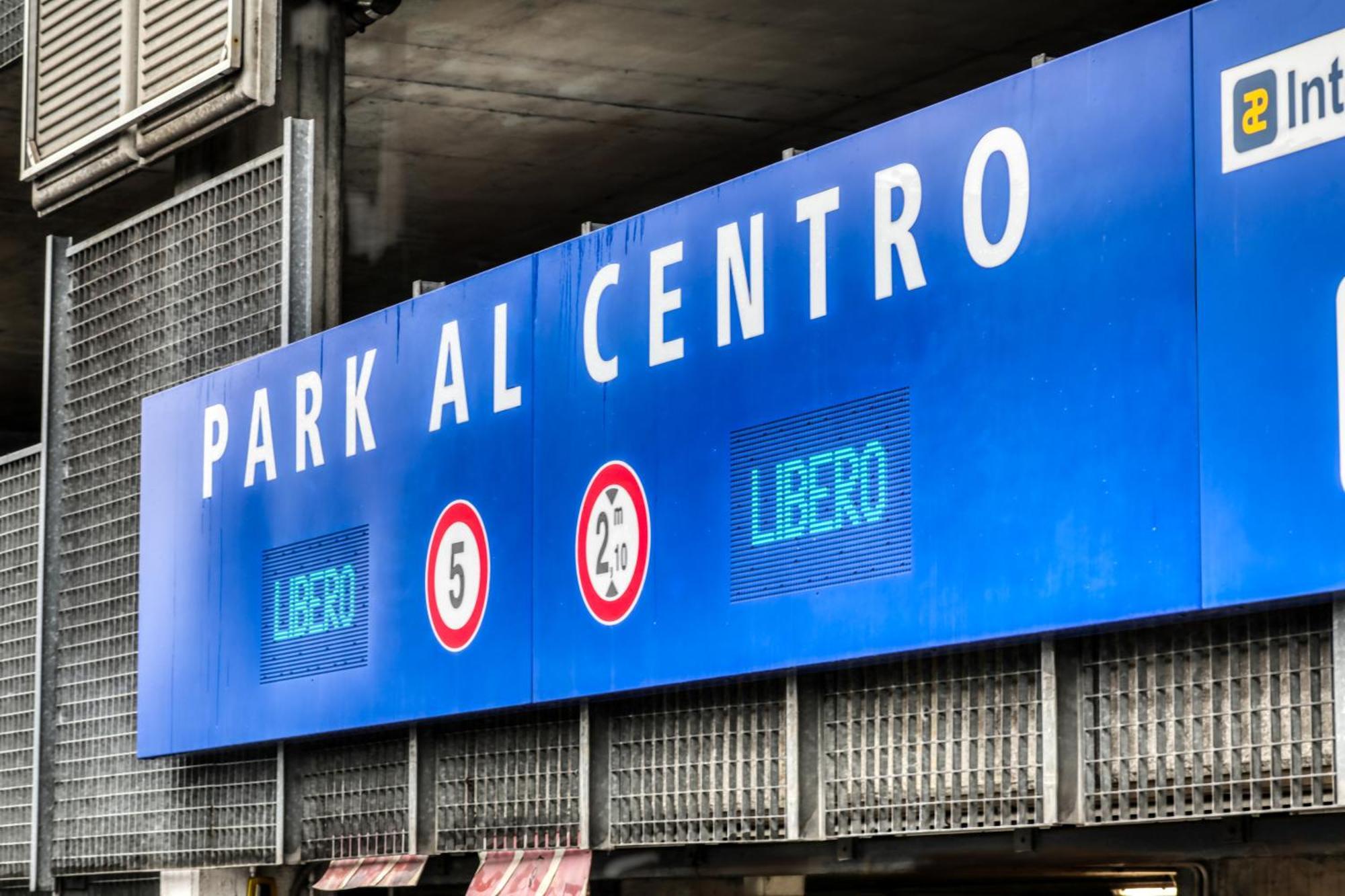 Angolo Alla Stazione - Bilocale Ristrutturato Zona Stazione E Ospedali بافيا المظهر الخارجي الصورة